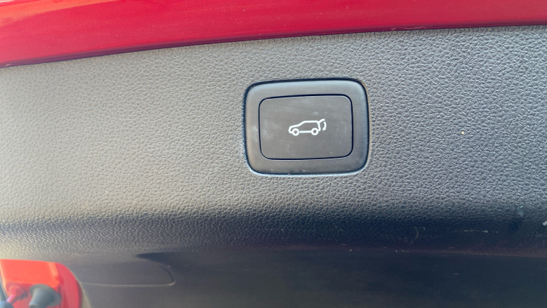 MG HS 1.5 T-GDI Trophy 5dr DCT Petrol Hatchback